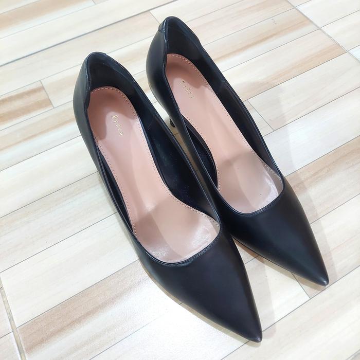 PRELOVED SEPATU HEELS WANITA WOMAN SHOES MERK PEDRO BLACK