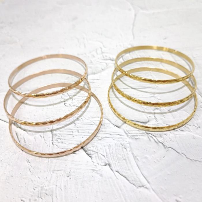 Gelang titanium bangle plat ukir keroncong isi 3