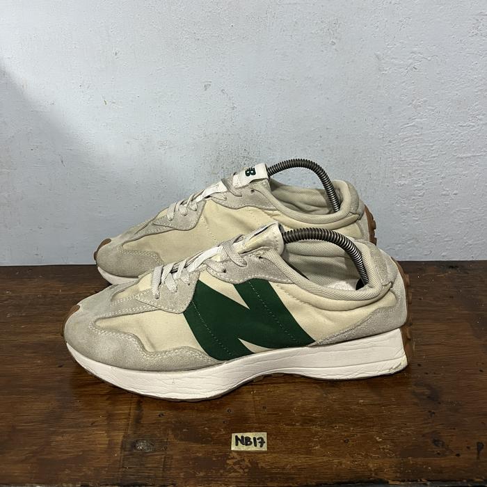 Sepatu second ori new balance 327 grey white green size 43