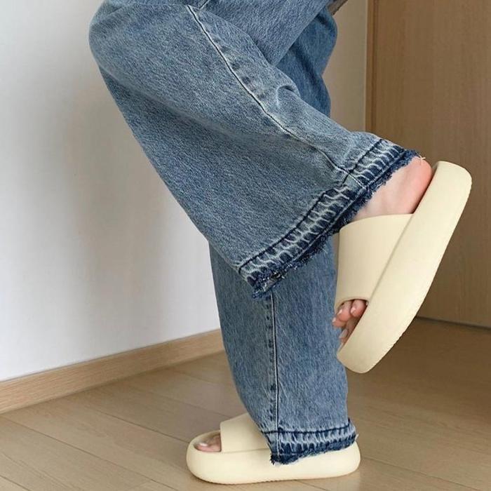 Petjah Little Maple - Pillow Feel Korean Rubber Slippers / Sandal Tinggi Karet Empuk / Sandal Rumah