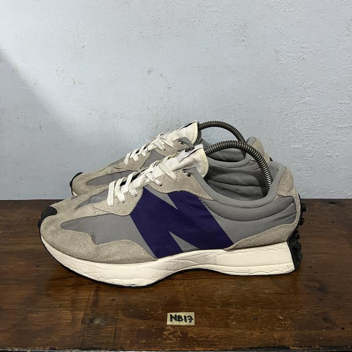 Sepatu second ori new balance 327 grey violet size 43