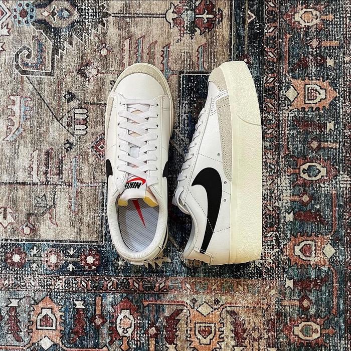 NIKE BLAZER W PLATFORM BLACK WHITE