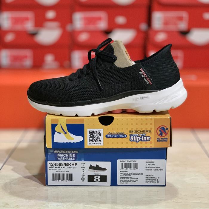 SEPATU WANITA SKECHERS GO WALK 6 ORIGINAL STORE (124568/BKHP)