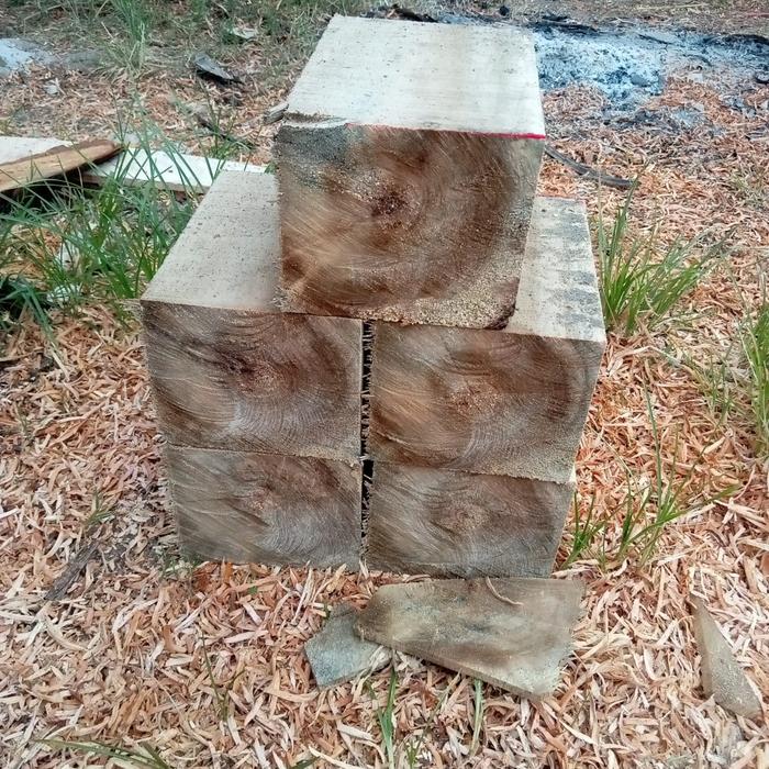 balok kayu balok ganjal ban