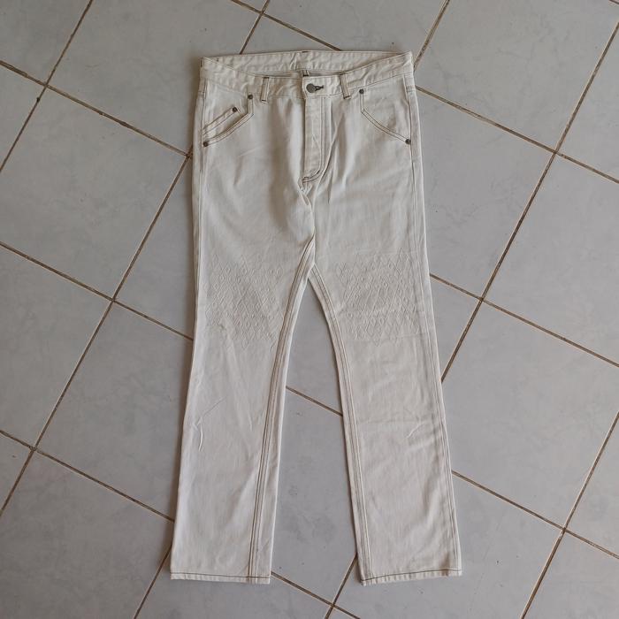 Men's Jeans Knee Embroidery White by Yoshio Kubo