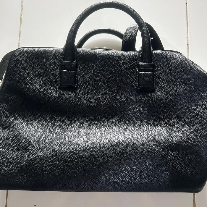 Calvin Klein Leather Kulit Tas Laptop