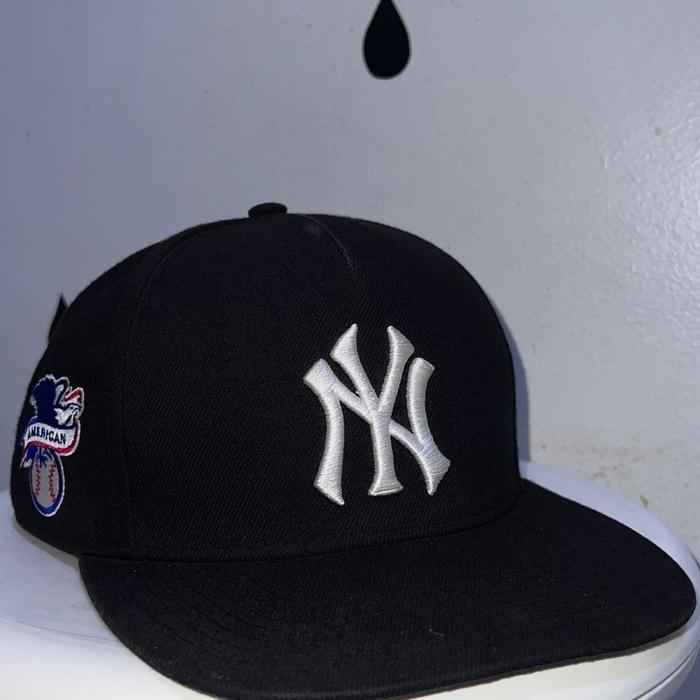 SUPREMExYANKEESx47BRAND snapback