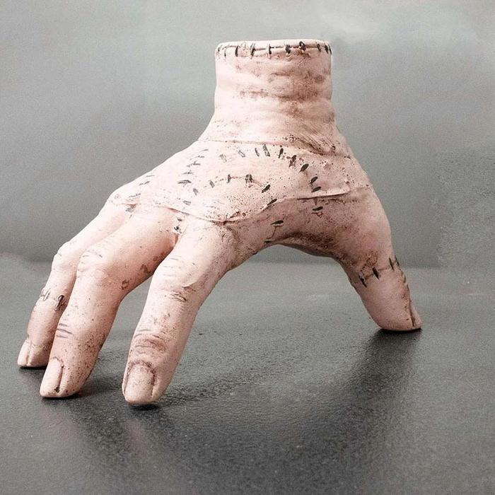Promo Wednesday Hand Tangan Palsu Addams Family Pesta Halloween Horror Prank Latex Mainan Toys