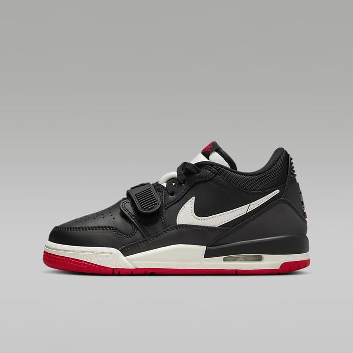 sepatu remaja unisex jordan legacy 312 low NK20102024003