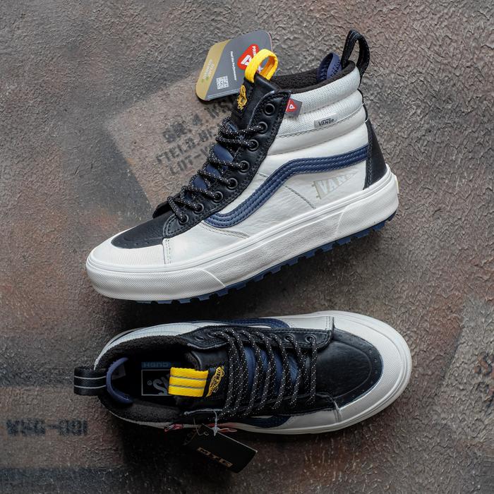 VANS SK8 HI MTE-2 VARSITY BLACK MARSHMALOW ORIGINAL