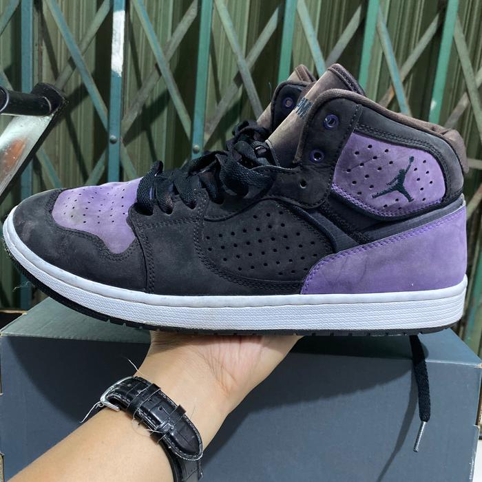 SEPATU SECOND JUMPMANNN SIZE 45