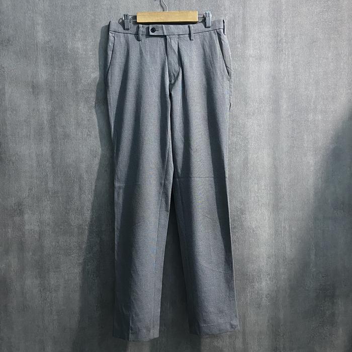 Work Pants UNIQLO Regular Fit / Celana Bahan Pria / WP165 / Size 29