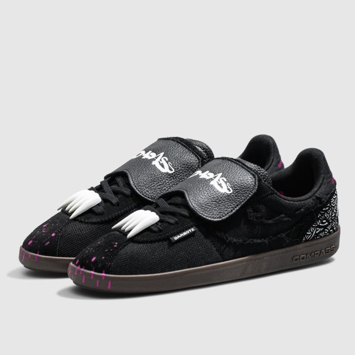 Sepatu Compass x Darbotz Montrous FC Original Sepatu dan Jersey Compass x Darbotz Release USS 2024