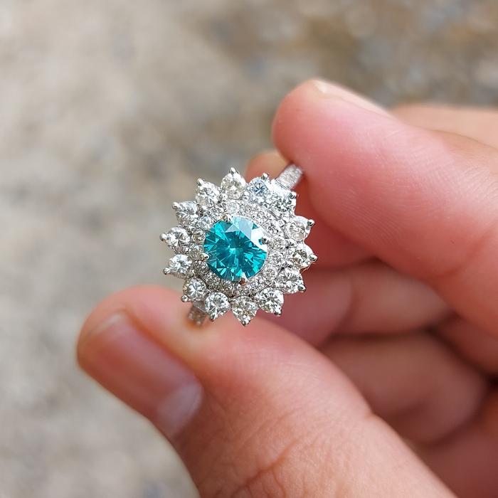 cincin cewe berlian fancy blue mix berlian eropa ringbemas putih