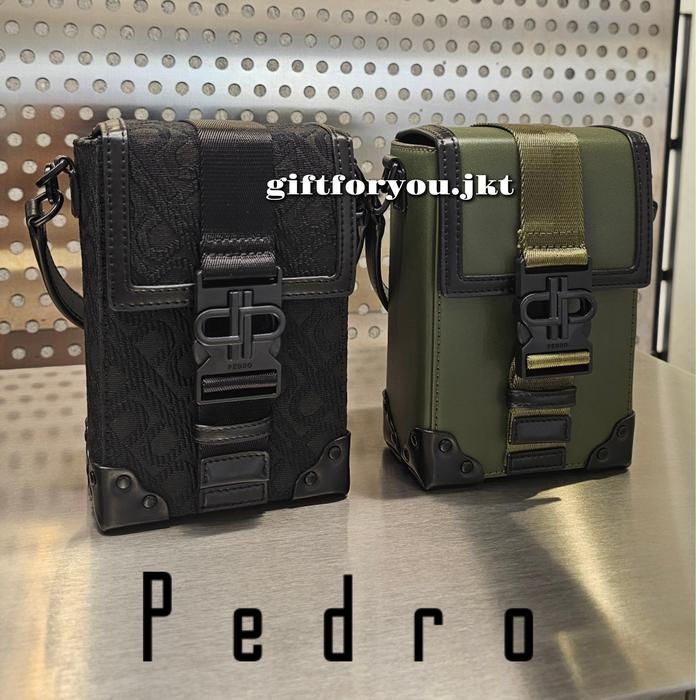 Tas Selempang Mini Ikon Pedro Original Icon Men Pria Cowok Laki Laki Man Boxy Bag Kaku