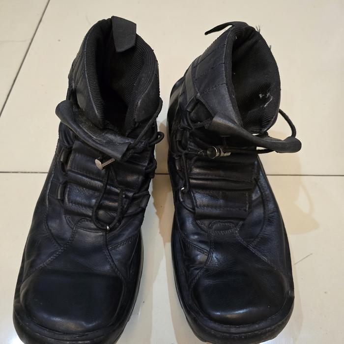 sepatu boots impor seken size 42