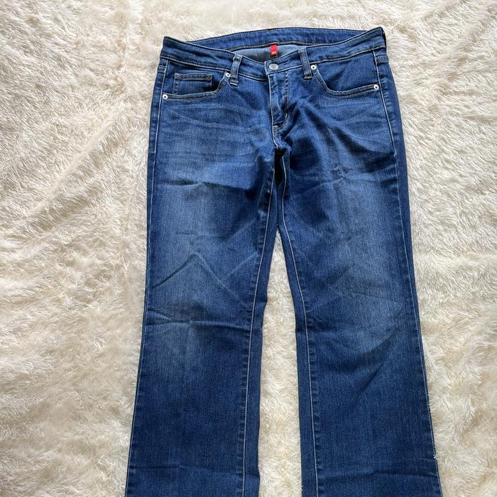 Uniqlo women's regular fit bootcut middle rise