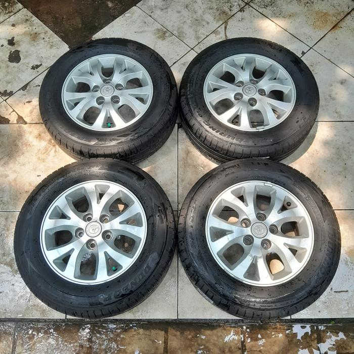 VELG MOBIL BEKAS STD INNOVA V RING 15 LEBAR 6 ET45 PCD 5X114,3 PLUS BAN 205/65 R15