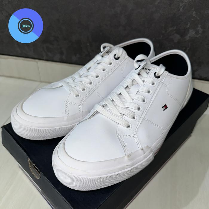 Sepatu Tommy Hilfiger Putih