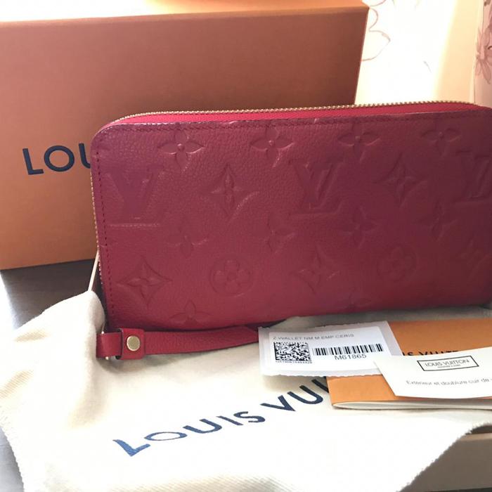 Dompet LV embos emp ceris merah