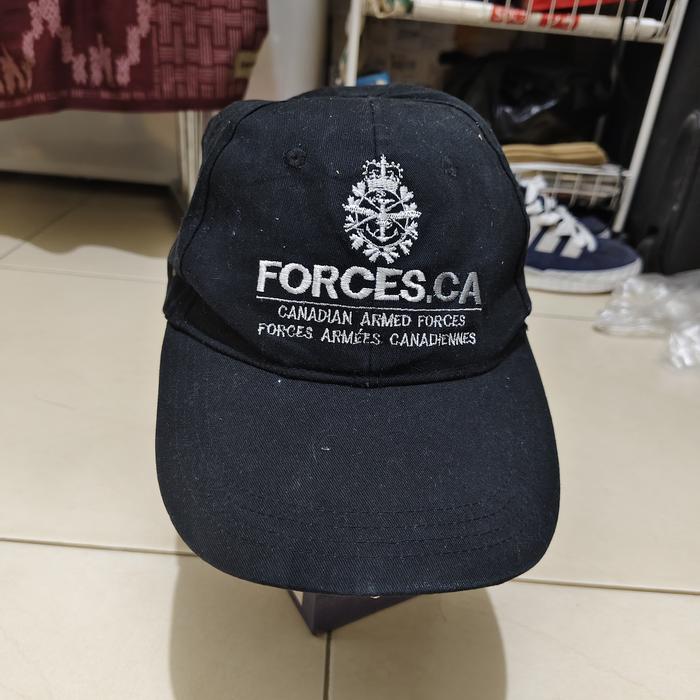 Topi tentara CANADA original free size