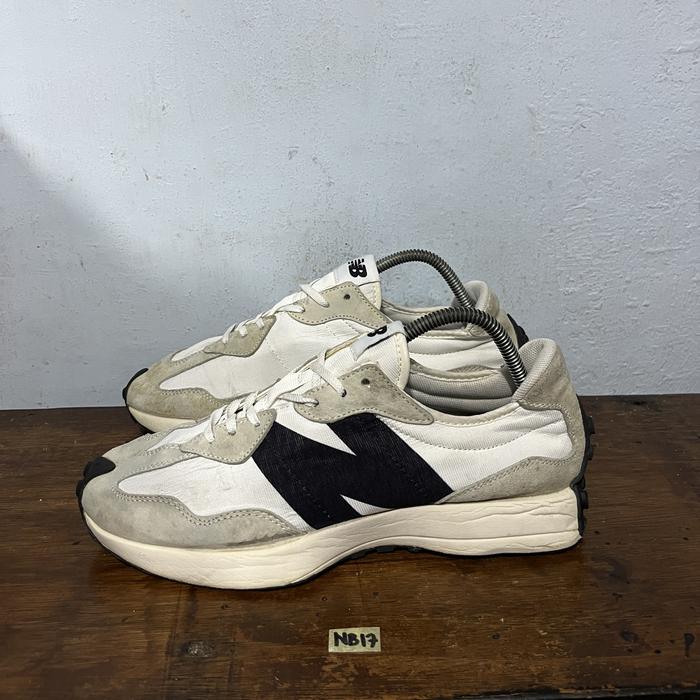 sepatu second ori new balance 327 sea salt grey size 43