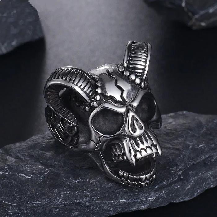 Cincin Retro Desain Tengkorak Kepala Domba / Sheep Head Skull (Adjustable)