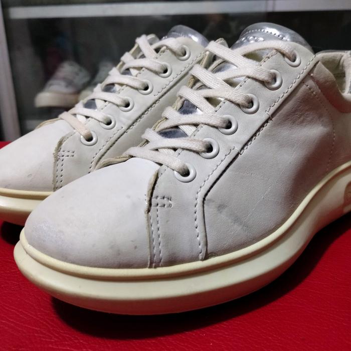 SEPATU SECOND ECCO KULIT SIZE 36 Wanita