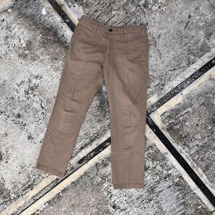 Chino khaki brown caramel merk wood bukan uniqlo