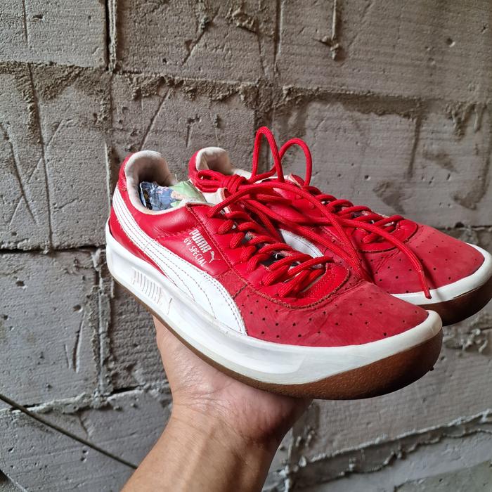 sepatu second puma GV special size 38