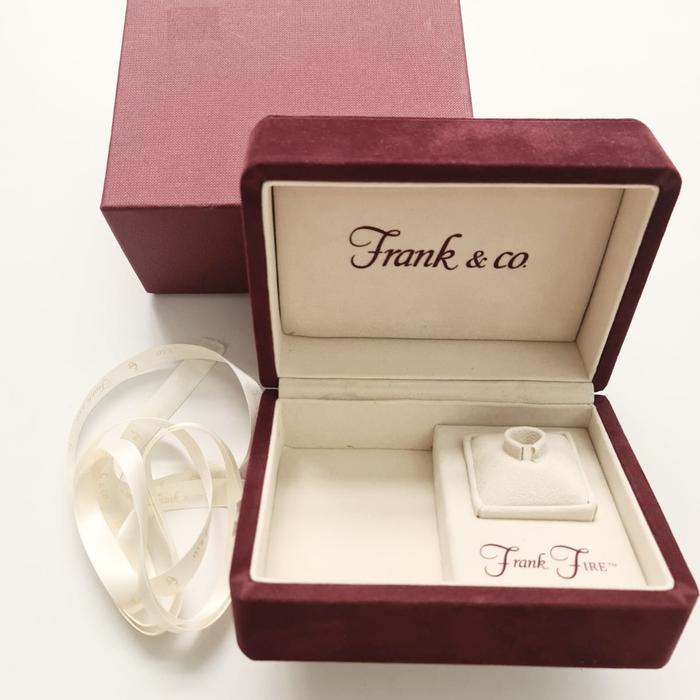 Frank & Co Box Cincin Frank Fire