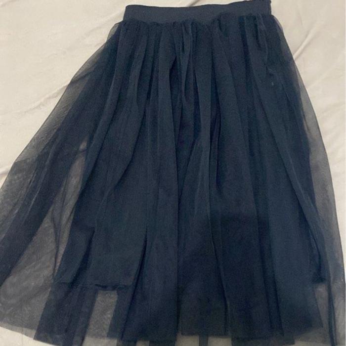 Rok Midi Tutu Plisket Hitam
