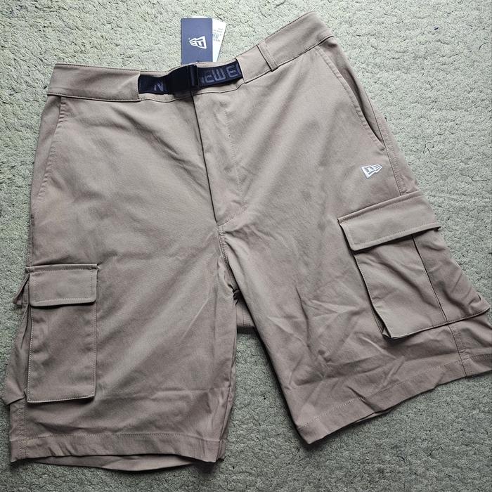 New Era Cargo Active Short Pants size L