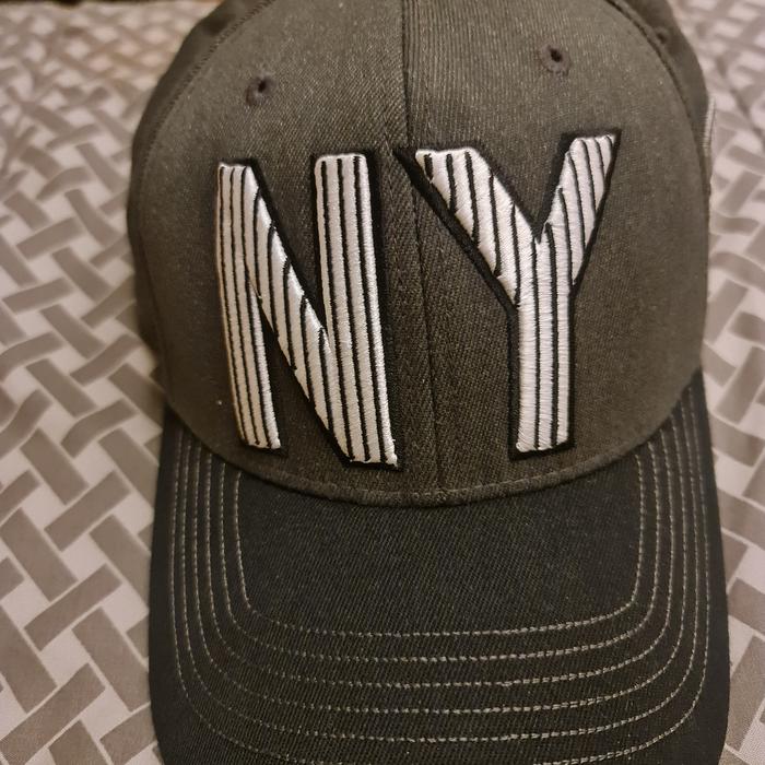 topi baseball NY  MLB NY NY