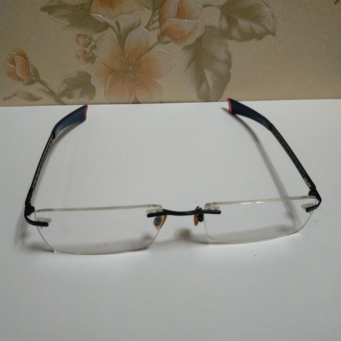 KACA MATA LEVIS BIRU TUA FRAME