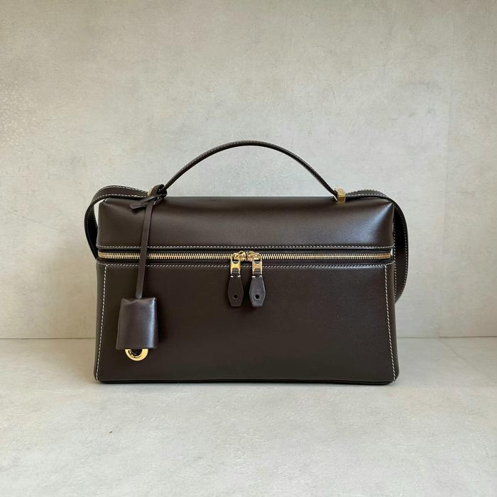 bag Loro tas LP L27 / LP27 Extra Bag Dark Chocolate Liquorice Light GHW (Smooth Leather)