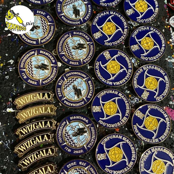 enamel pin plathing gold custom#enamel pin custom#enamel pin silver#pin enamel custom
