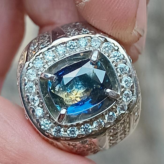 Dijual kolektor rare item bicolor safir srilangka