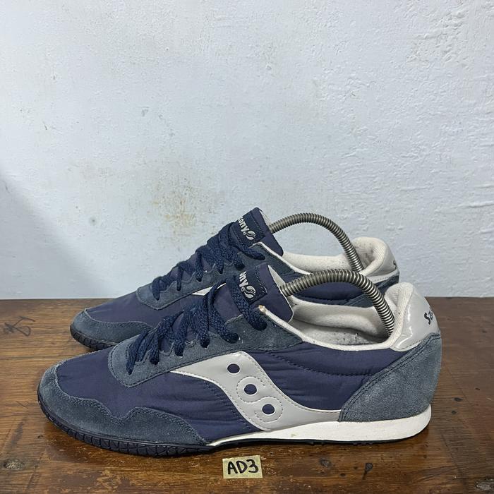 Sepatu second ori saucony jazz size 43