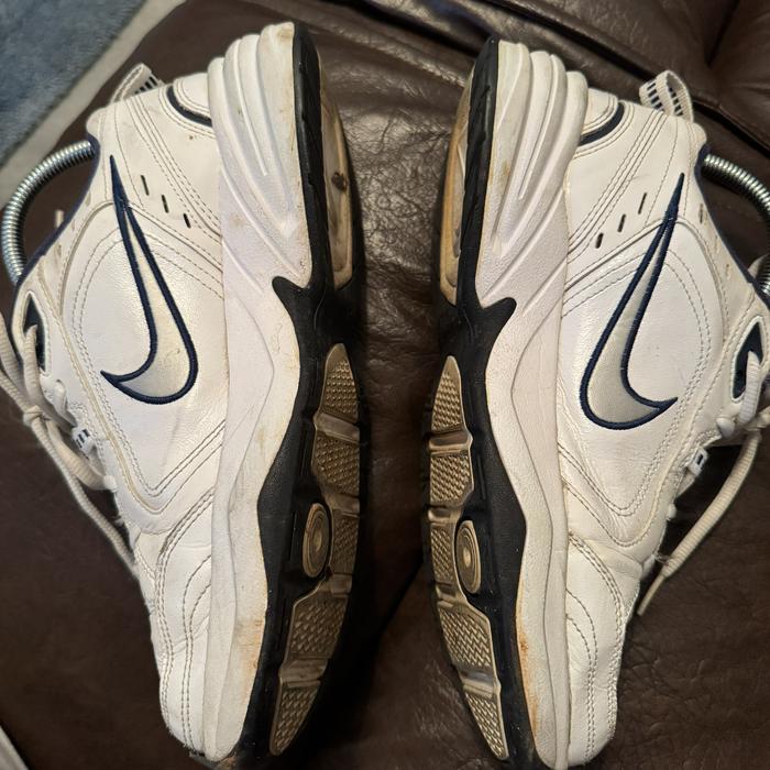 Nike Air Monarch bekas/second/thrift