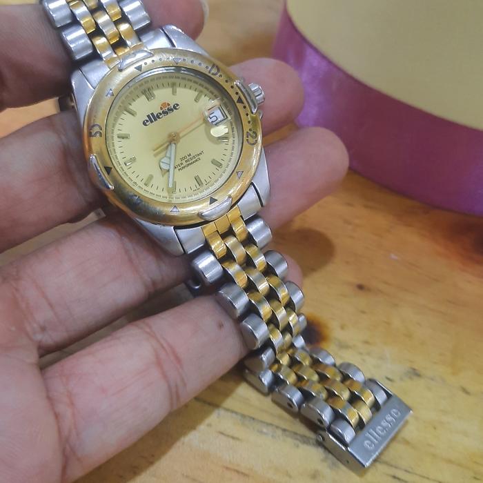 Jam Tangan swiss vintage Ellesse 200 m