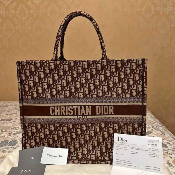 Pl Dior obligue tote medium book burgandy
