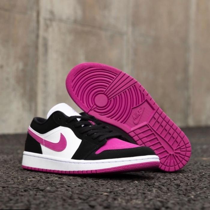 [Preloved]Womans Air Jordan 1 Low Black/Cactus Flower-White EU 37.5 Ori 100%