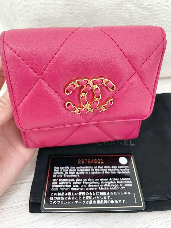 Chanel 19 Trifold Wallet Pink Fuchsia #29