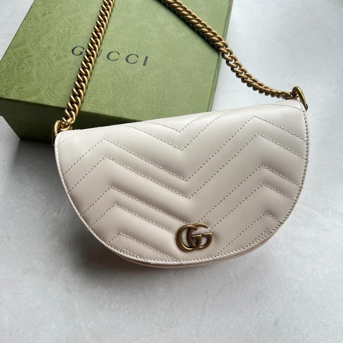 GG marmont mini half round sling bag