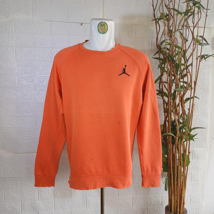 CREWNECK JORDAN ORIGINAL, SIZE M (SECOND BRANDED), ORANGE PEKAT, PT218