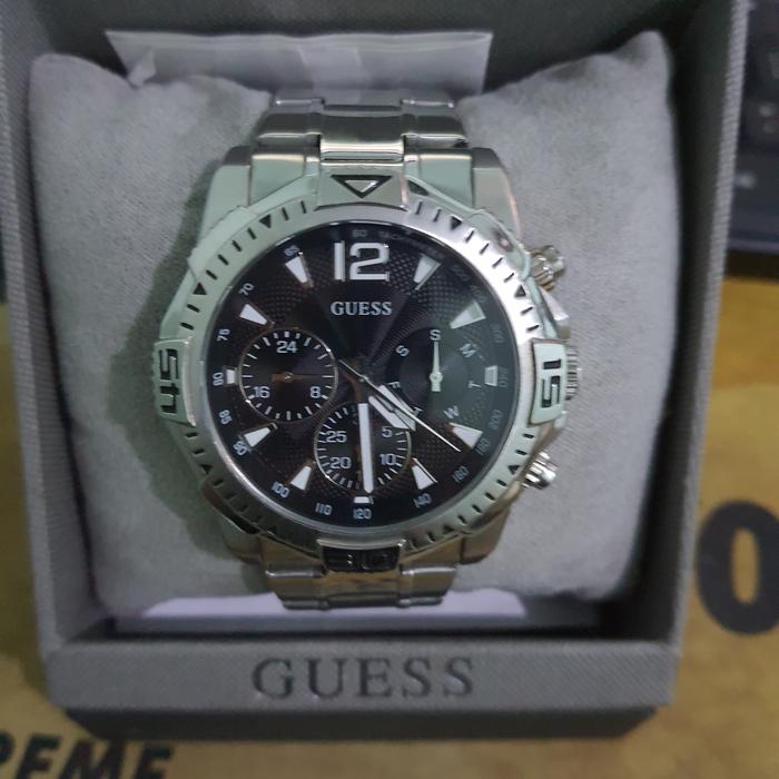 Jam tangan pria Guess GW0056GI rantai silver