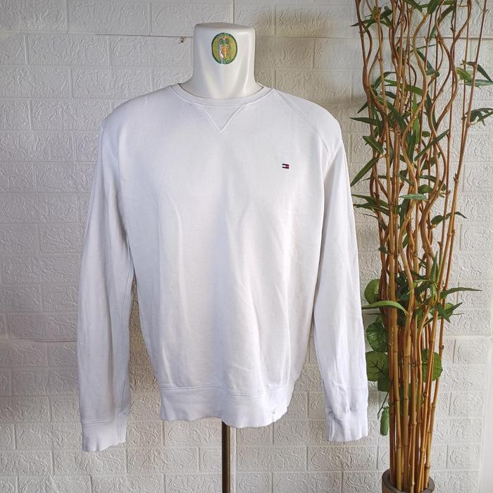CREWNECK TOMMY HILFIGER, ORIGINAL, SIZE L (SECOND BRANDED) PUTIH, PT231
