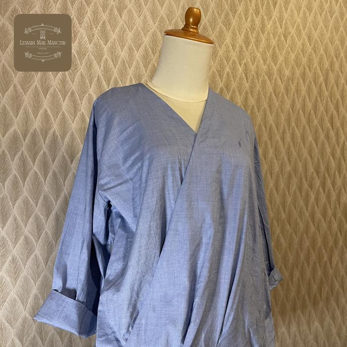 Preloved OOTD woman top blue mila owen japan size f