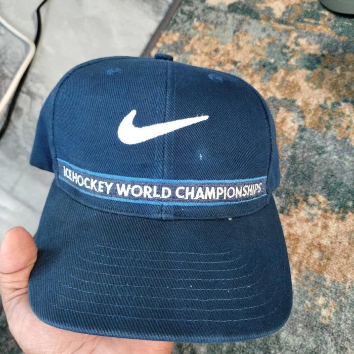 Topi nike lawas vintage 90s